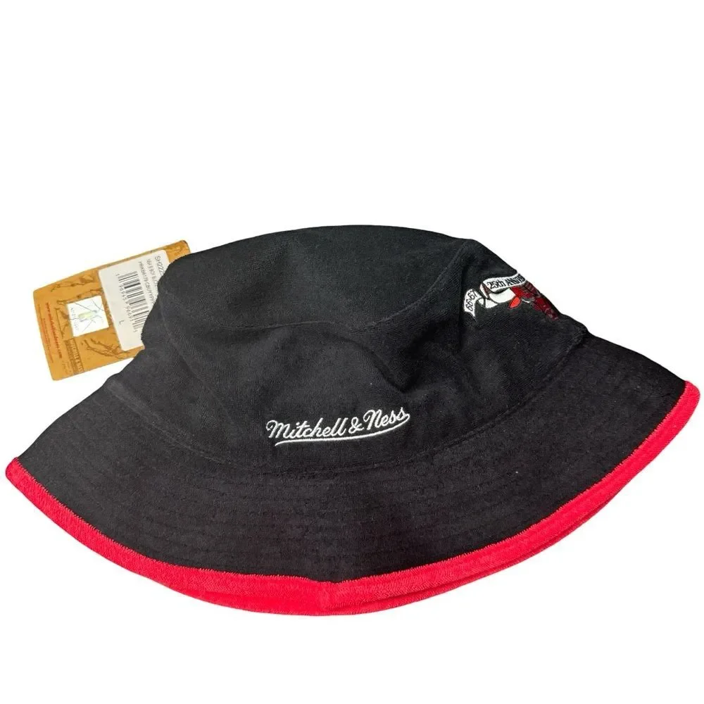 Mitchell & Ness Chicago Bulls Bucket Hat Black Red L/XL BNWT NBA Licensed